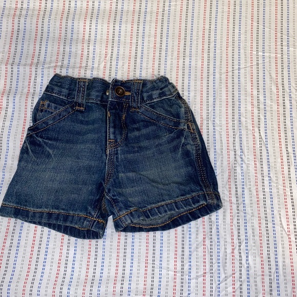 Baby Boy shorts 6-9 Months - Picture 4 of 13